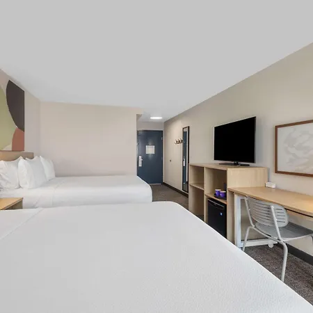 Spark By Hilton Bakersfield Central Hotel Exterior photo