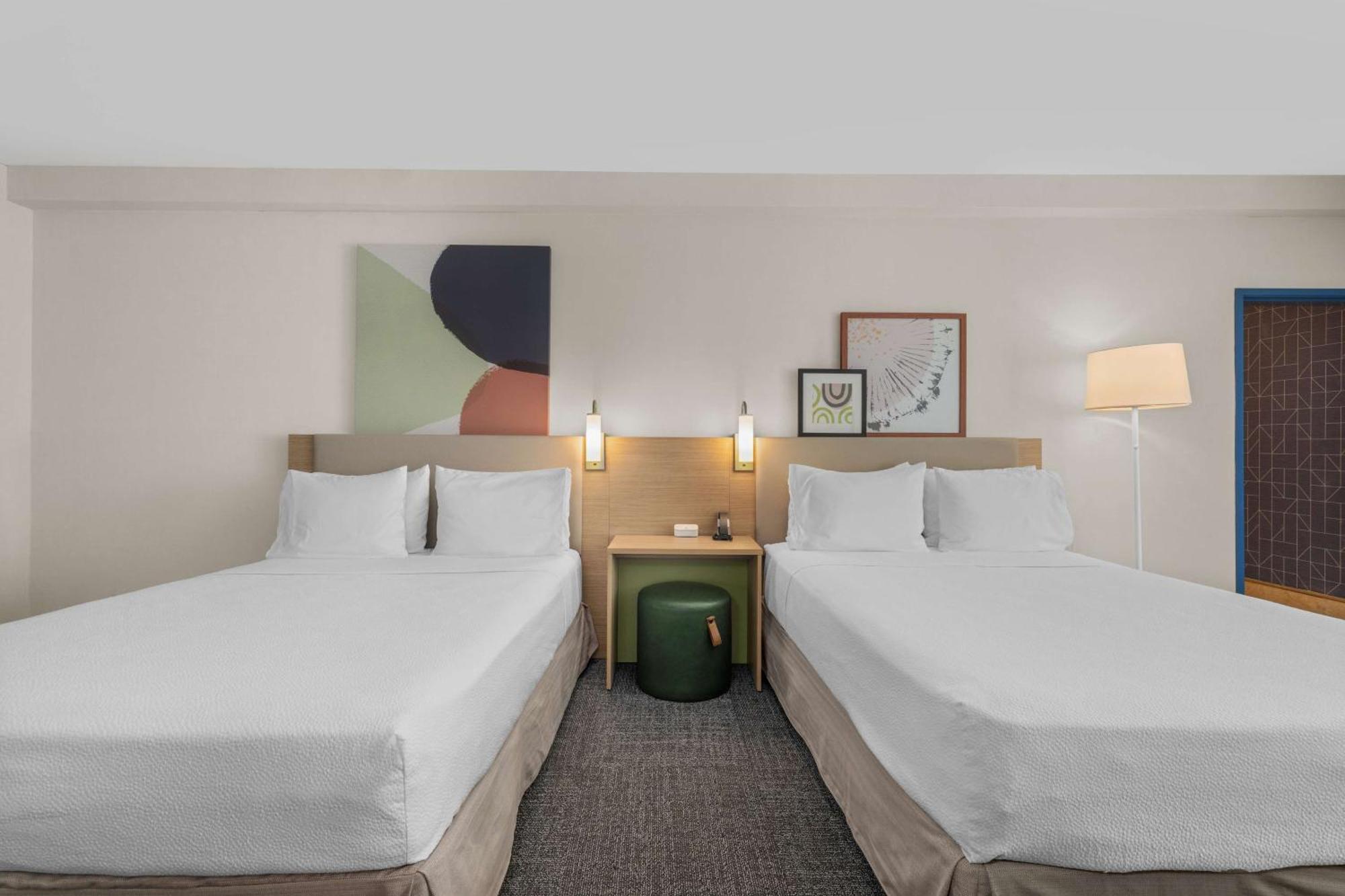 Spark By Hilton Hotel