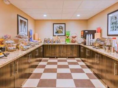 Spark By Hilton 3* Bakersfield